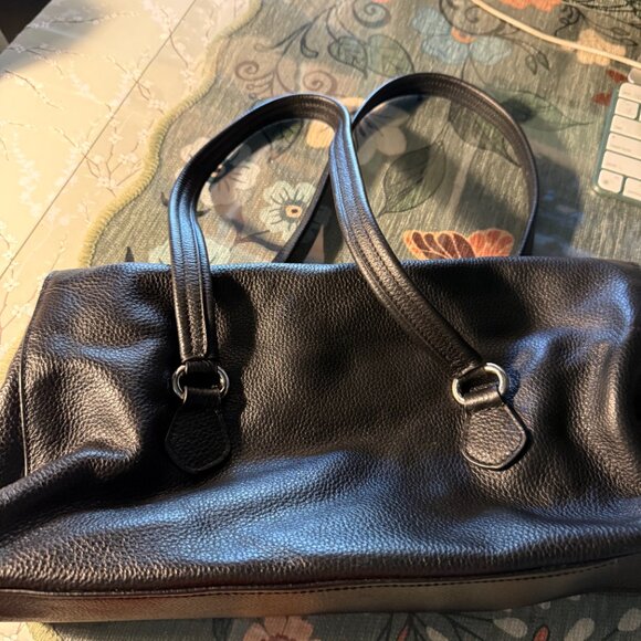 Prada  Vitello Daino Shoulder Bag Black - Picture 4 of 16